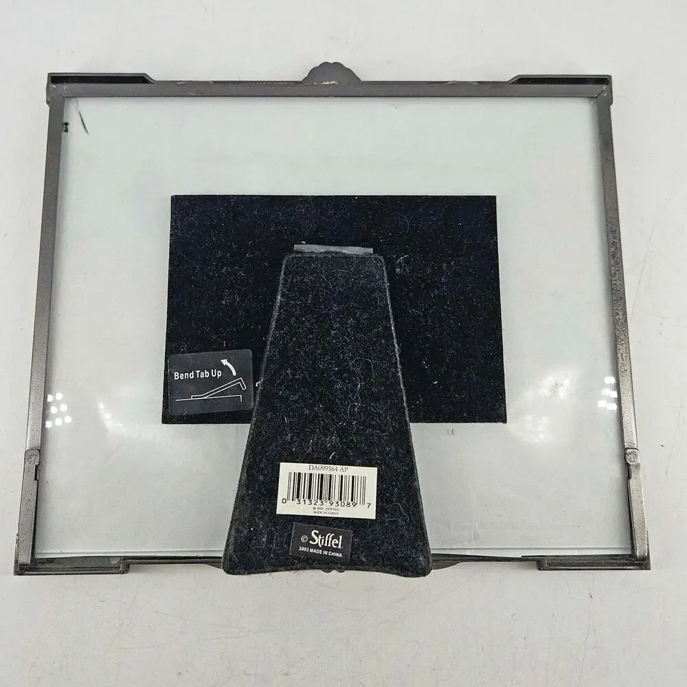 Vintage silver tone flower rose leaf embossed photo picture frame